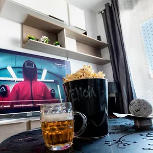 Apartamento Acogedor con Garaje Apartamento